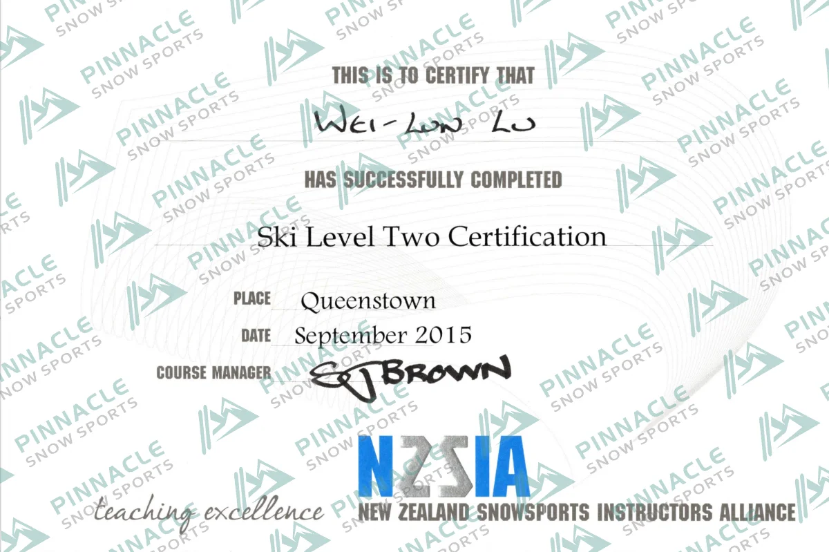 Steve　NZSIA雙板二級　證書（Pinnacle Snowsports 浮水印預覽）