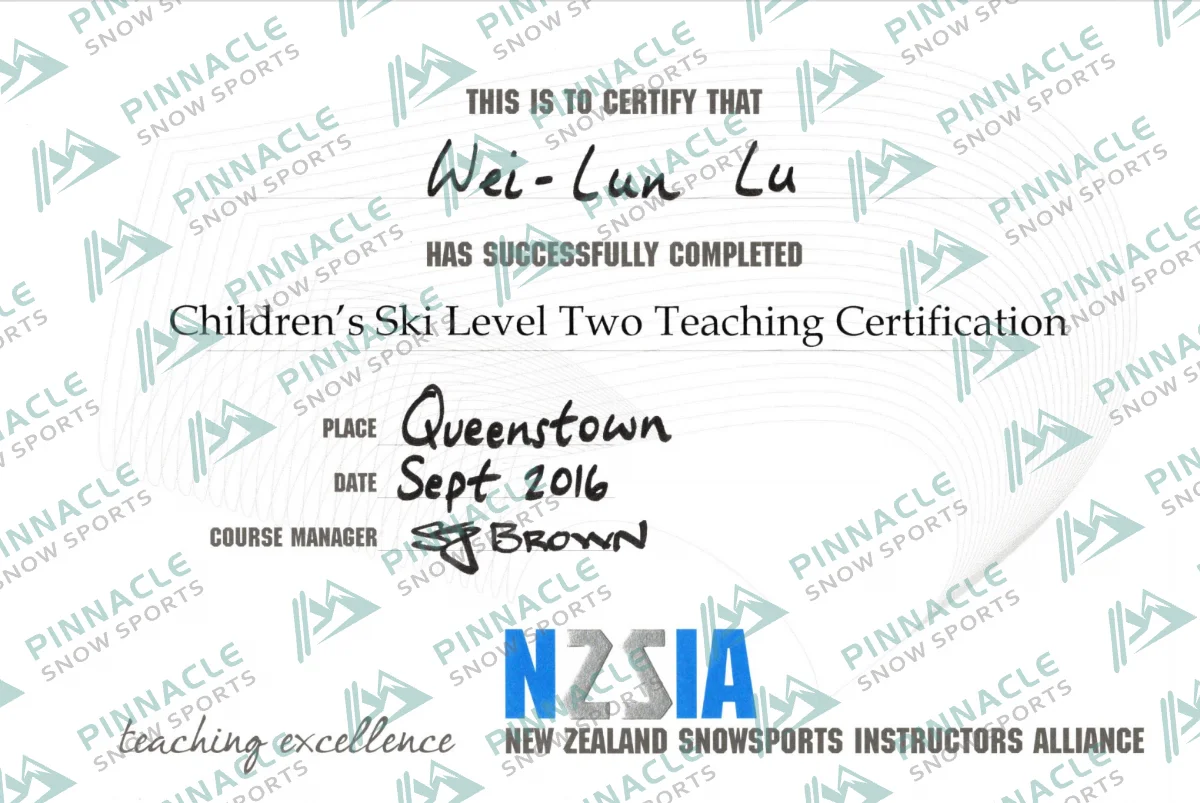 Steve　NZSIA兒童二級　證書（Pinnacle Snowsports 浮水印預覽）