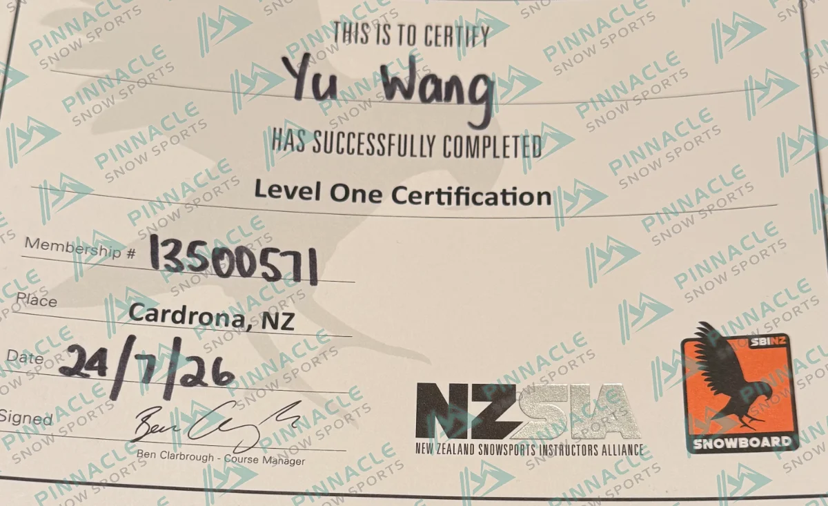 Youkie 的SBINZ單板一級證明文件，由 NZSIA 發出，Level 1，Pinnacle Snowsports 浮水印預覽圖