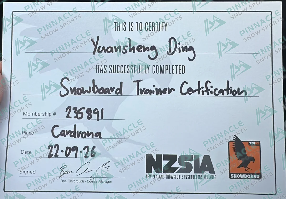 Tyler Ding　SBINZ Trainer　證書（Pinnacle Snowsports 浮水印預覽）