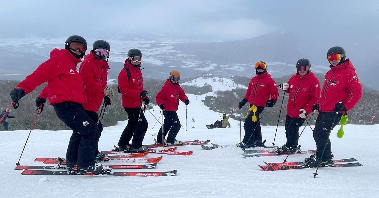 Pinnacle snowsports CSIA 雙板認證與培訓